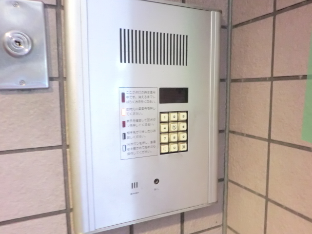 セキュリティ　オートロック　ピンポーン。