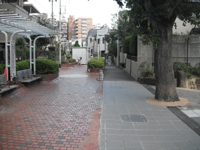 公園　谷端川南緑道（公園）まで341m