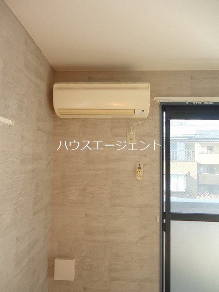 その他　エアコン完備でうす。※参考画像
