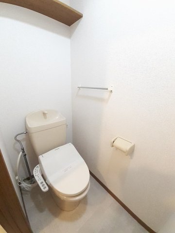 トイレ　シンプルで使いやすいトイレです