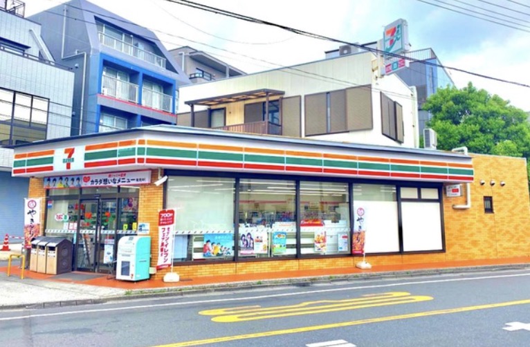 コンビニ　セブンイレブン亀戸3丁目店（コンビニ）まで253m