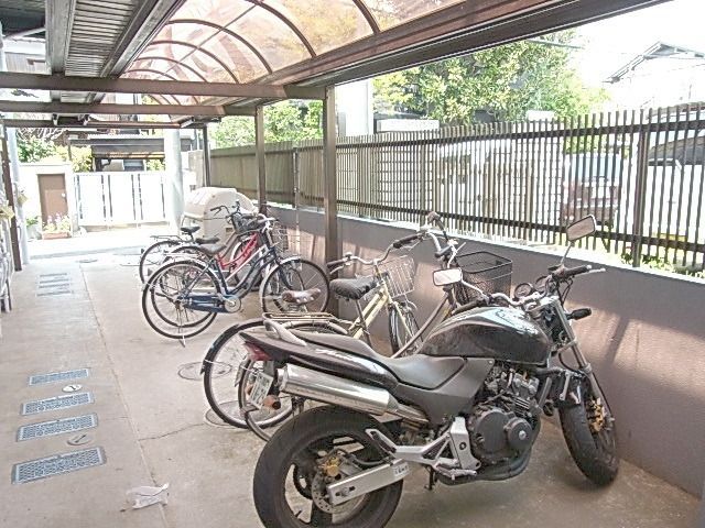 駐車場　★駐輪場★
