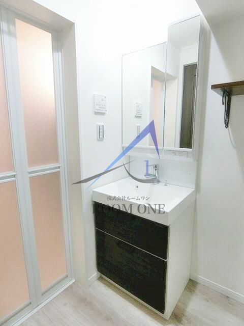洗面設備　洗面台です。