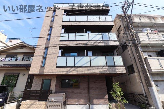 建物外観　不動産屋のイメージを変えたい！『いい部屋ネット千葉蘇我店』へ