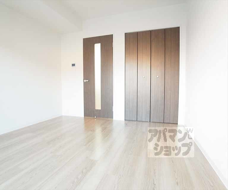 シエルコート一乗寺の居間写真