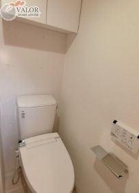 京急本線 生麦駅 徒歩2分 4階建 築7年のトイレ写真