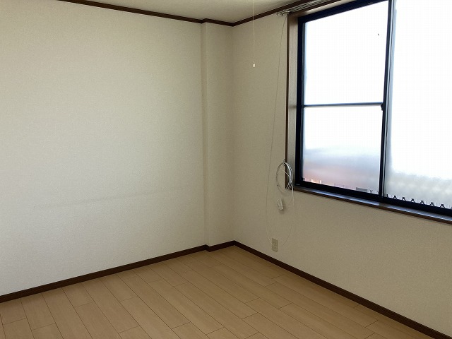 リッツ白梅 3号棟の居間写真