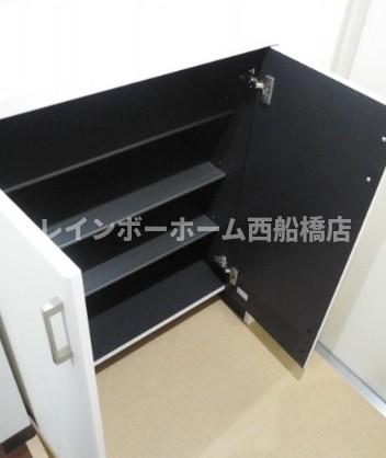 玄関　反転タイプです。