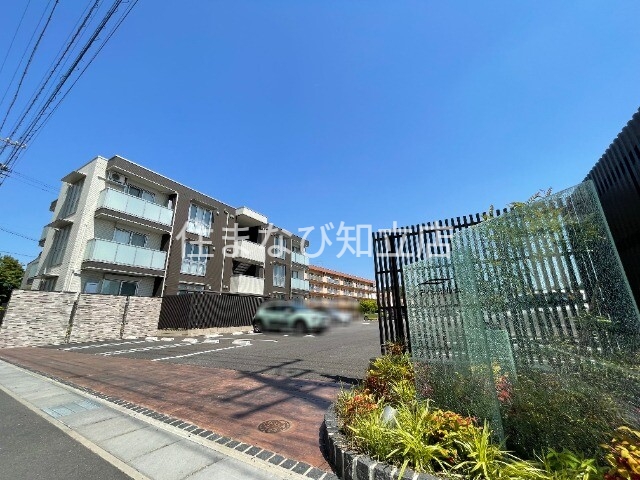 シティシャルムの外観写真