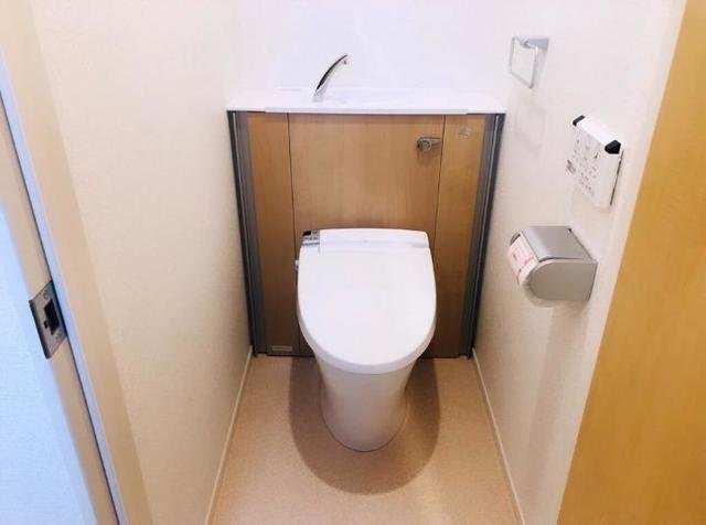 トイレ　清潔感のあるトイレです