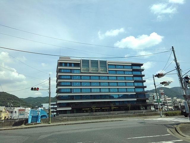 役所　三原市役所（役所）まで450m