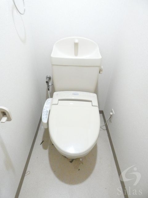 ＪＲ東海道本線 立花駅 徒歩12分 3階建 築15年のトイレ写真
