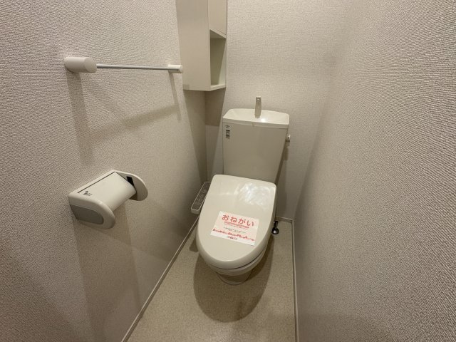 ヌォーヴォ・ドラーゴIIIのトイレ写真