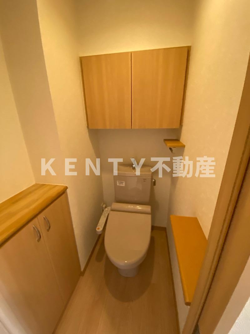 トイレ　清潔感のあるトイレです