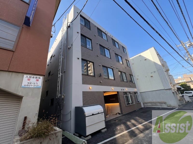 建物外観　札幌市白石区「Ｒａｆｆｉｎｅ南郷通III」
