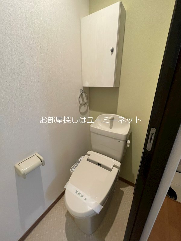 鹿児島市電谷山線 涙橋駅 徒歩7分 2階建 築11年のトイレ写真