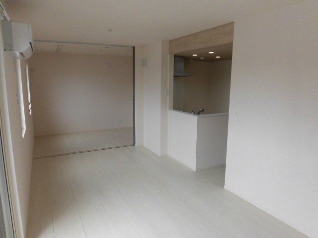 居室・リビング　広々リビング12.5帖です。