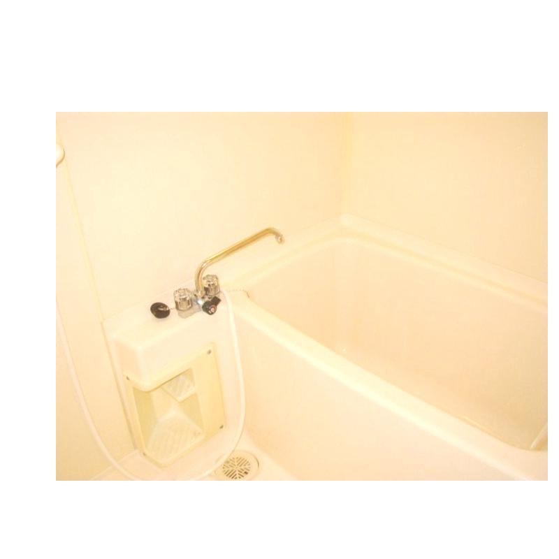 バス・シャワールーム　お風呂トイレ別です！