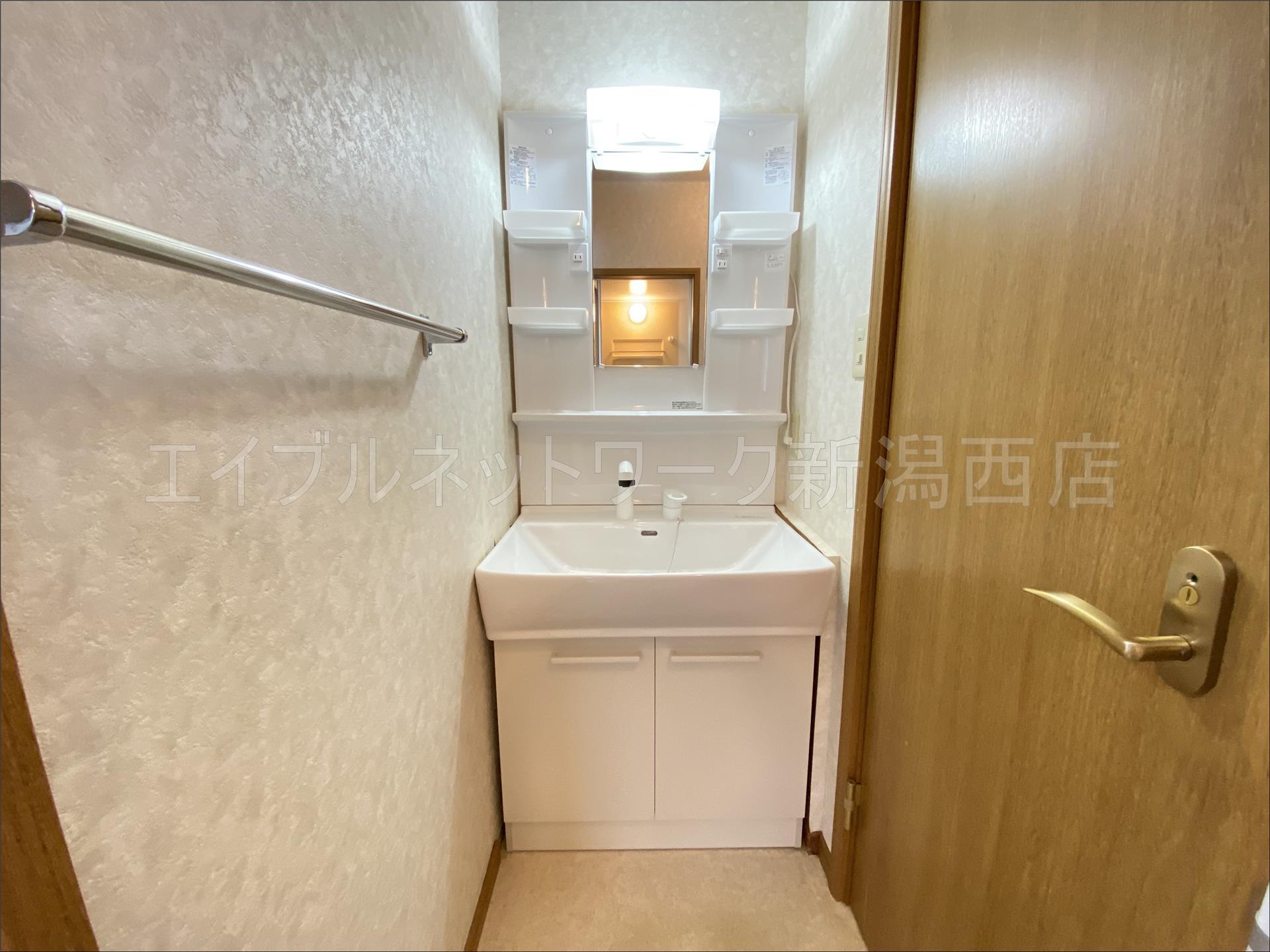 洗面設備　参考写真