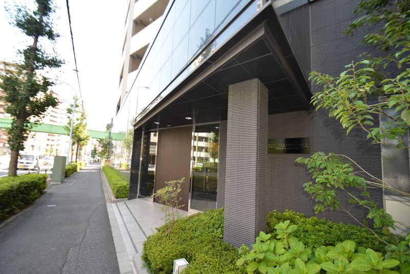 エントランス　毎日通るエントランスはこのようになっています