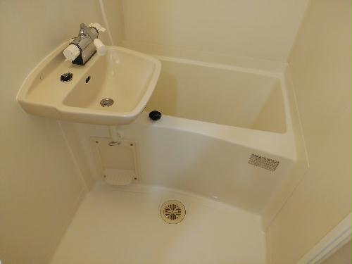 バス・シャワールーム　写真と異なる場合は、現状を優先致します。