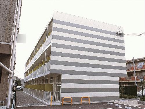 【レオパレスミストラル千里の建物外観】