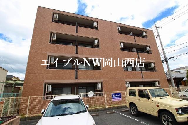 【岡山市北区今のマンションの建物外観】