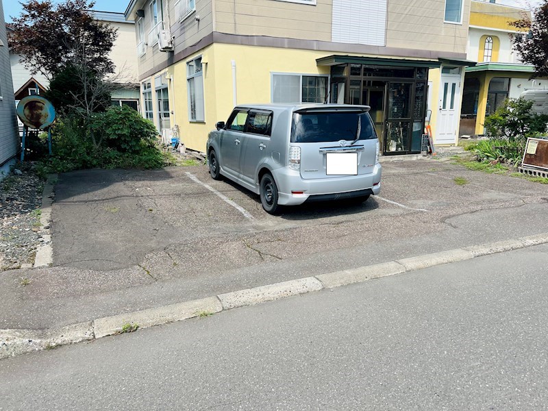 【大黒谷ハイツの駐車場】