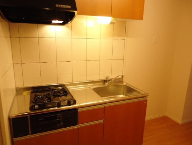 キッチン　※写真は同タイプの別部屋です（以下同）※