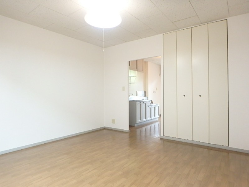 居室・リビング　図面と現状に相違がある場合には現状を優先