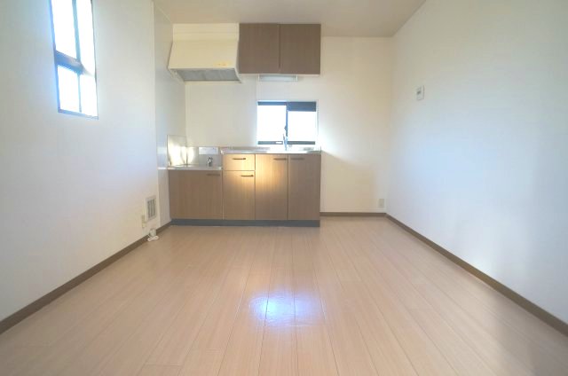 キッチン　ダイニングキッチン