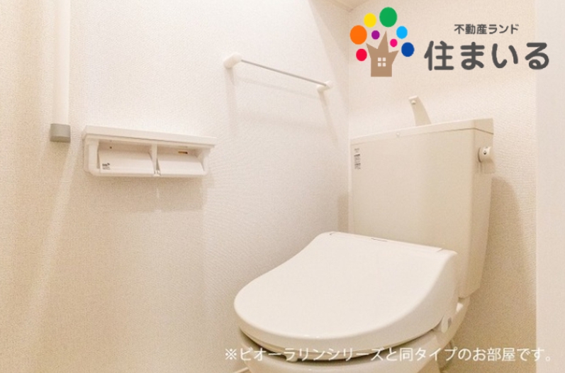 トイレ　※写真は同型タイプとなります