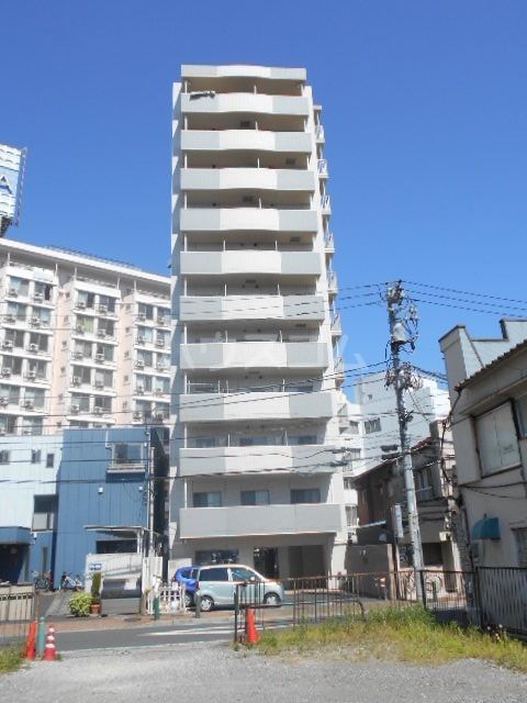 ユリカロゼ西新井駅前の建物外観