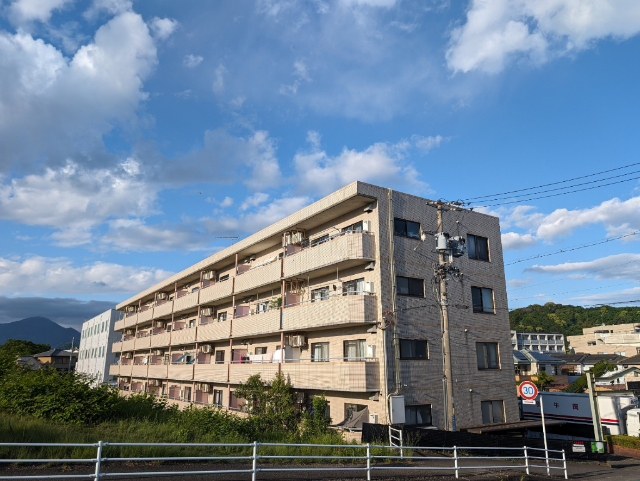 【オラシオン平和町の建物外観】