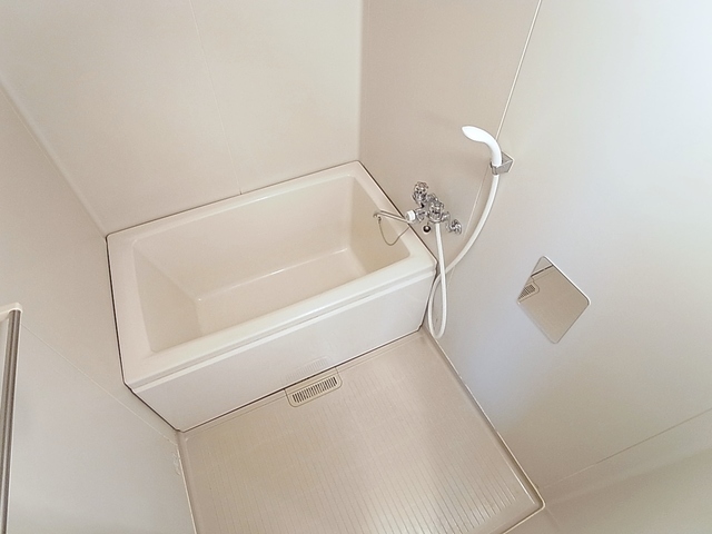 バス・シャワールーム　キレイなバスルーム