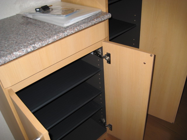 玄関　シューズボックス