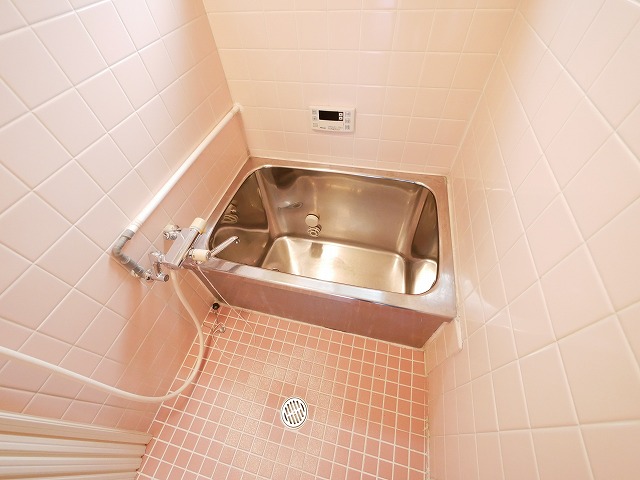 バス・シャワールーム　日々の暮らしに欠かせないお風呂です