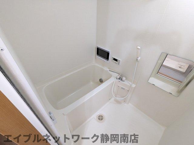 バス・シャワールーム　日々の暮らしに欠かせないお風呂です