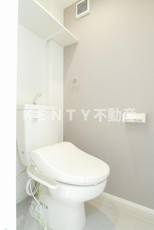 トイレ　落ち着いたトイレです