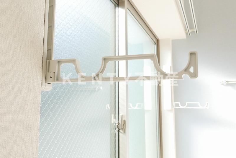 バルコニー　開放的で明るい空間を演出してくれるバルコニーです