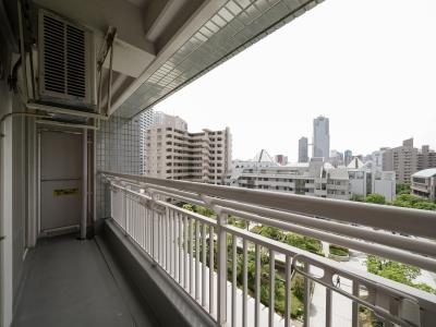 【中央区佃のマンションのバルコニー】