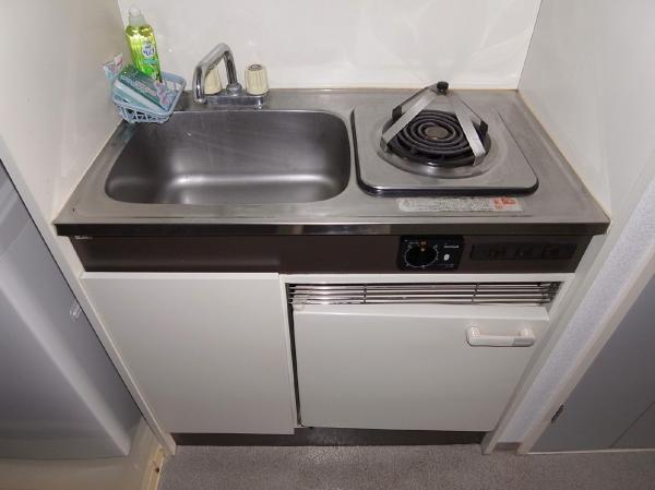 キッチン　１口電気コンロミニ冷蔵庫付