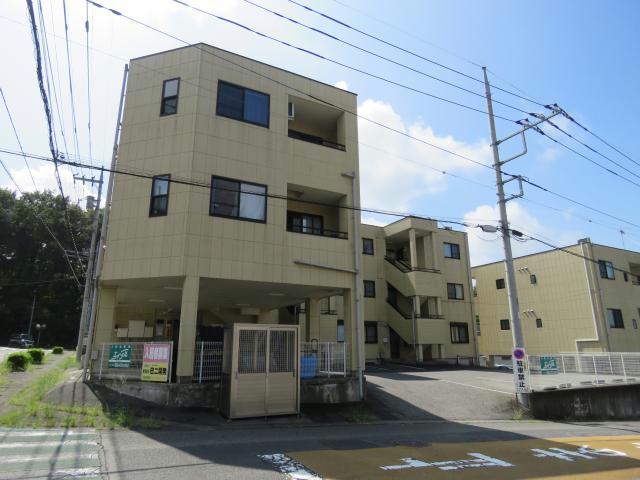 塩谷郡高根沢町宝石台のマンションの建物外観