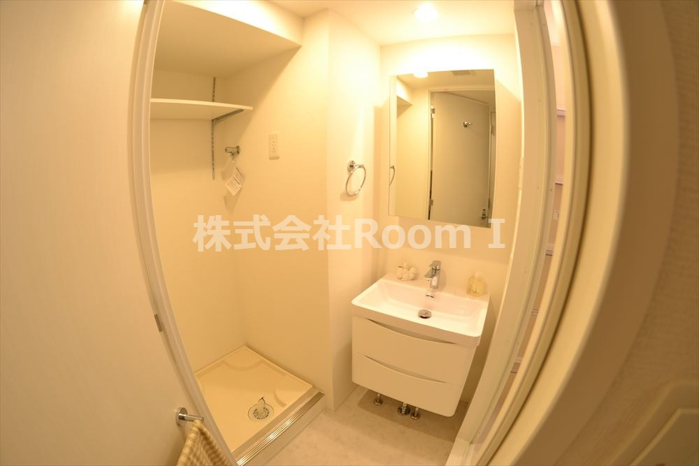 洗面設備　広い洗面スペース