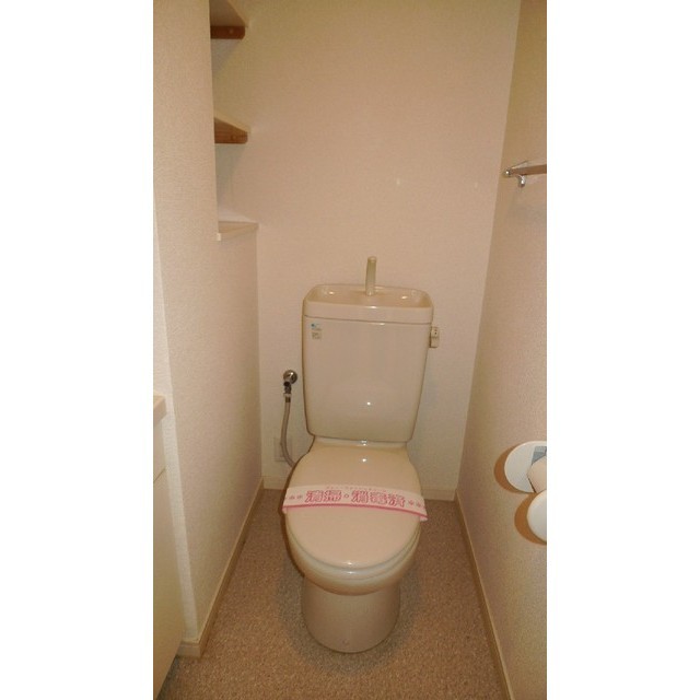 トイレ　別部屋参考写真