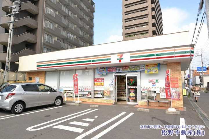 コンビニ　セブンイレブン（コンビニ）まで511m