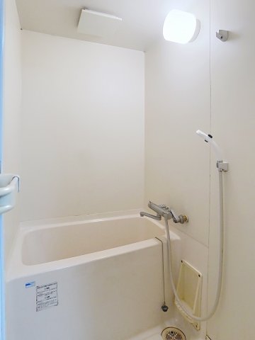 バス・シャワールーム　2025年3月撮影※現況を優先します。