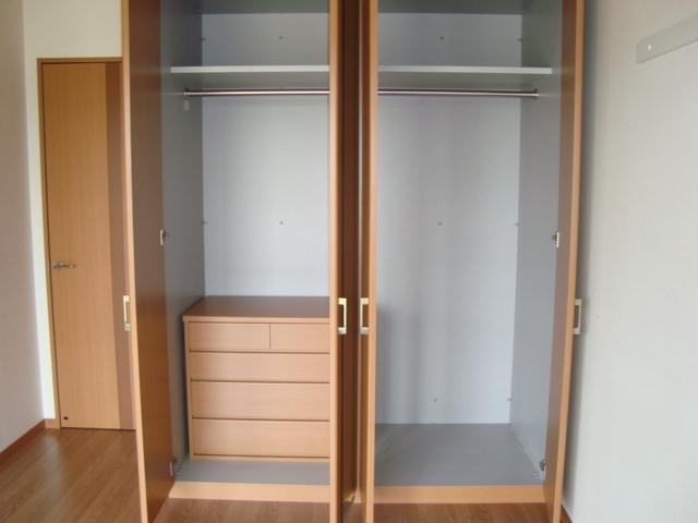 収納　クローゼット