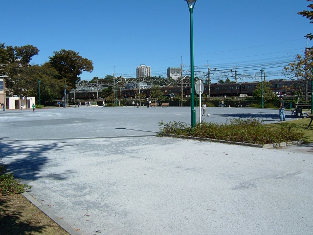 公園　矢崎町防災公園（公園）まで736m