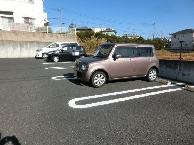 駐車場　敷地内の駐車場です。